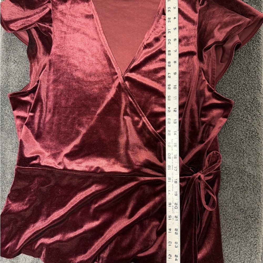 Banana Republic Velvet Wrap Top with Flutter Sleeves - Picture 4 of 4